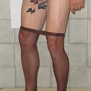 Das erste Bild von pekki0965's Galerie - Behandlung mit Klammern