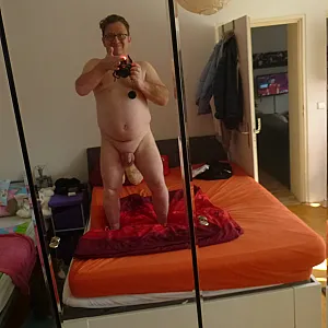 55Paul55 Nackt in Spiegel  1 Galeriebild