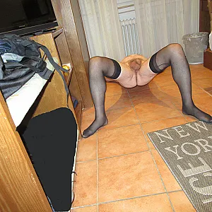 nackt in Nylons Galeriebild