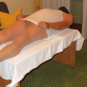 Strumpfhose runter 05 Galeriebild