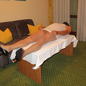 Strumpfhose runter 05 Galeriebild