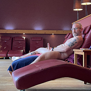 Harter Schwanz im Ruheraum Galeriebild