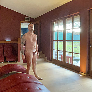 Harter Schwanz im Ruheraum Galeriebild