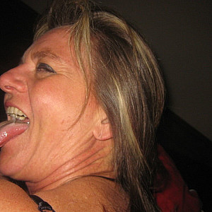 Christina6565 Profile Picture