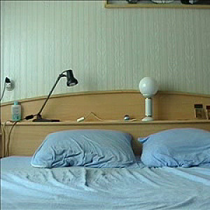 First Image Of shalunishc's Video - on the bed