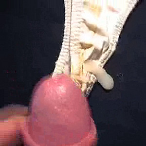 First Image Of schnippi26's Video - Ich wichse auf einen Slip meiner Freundin