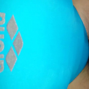 First Image Of Bikinityp's Video - im Badeanzug benutzt werden