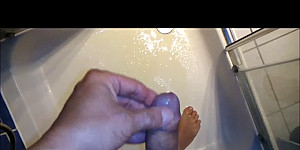 Pissen und duschen First Thumb Image