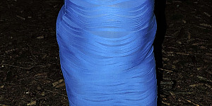 Hot im blauen Kleid mit grauer Strumpfhose Outdoor First Thumb Image