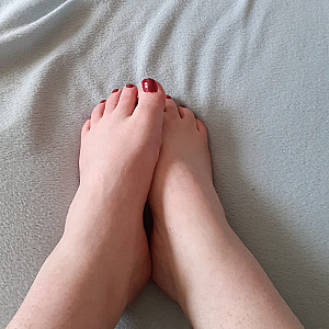 my feets gallery image