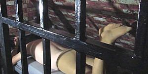 vidcap Gefangener in der Zelle 06 First Thumb Image