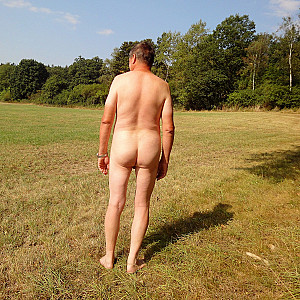 First image of franz0150's Gallery - Nude walk 2016