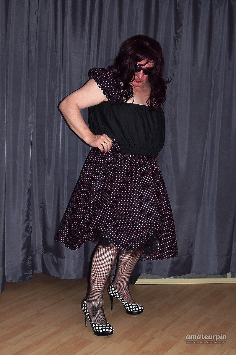 Rockabilly dress gallery image