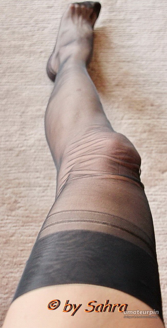 Nylons gallery image