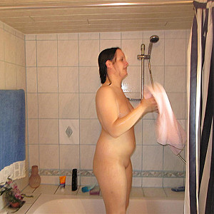 showering gallery image