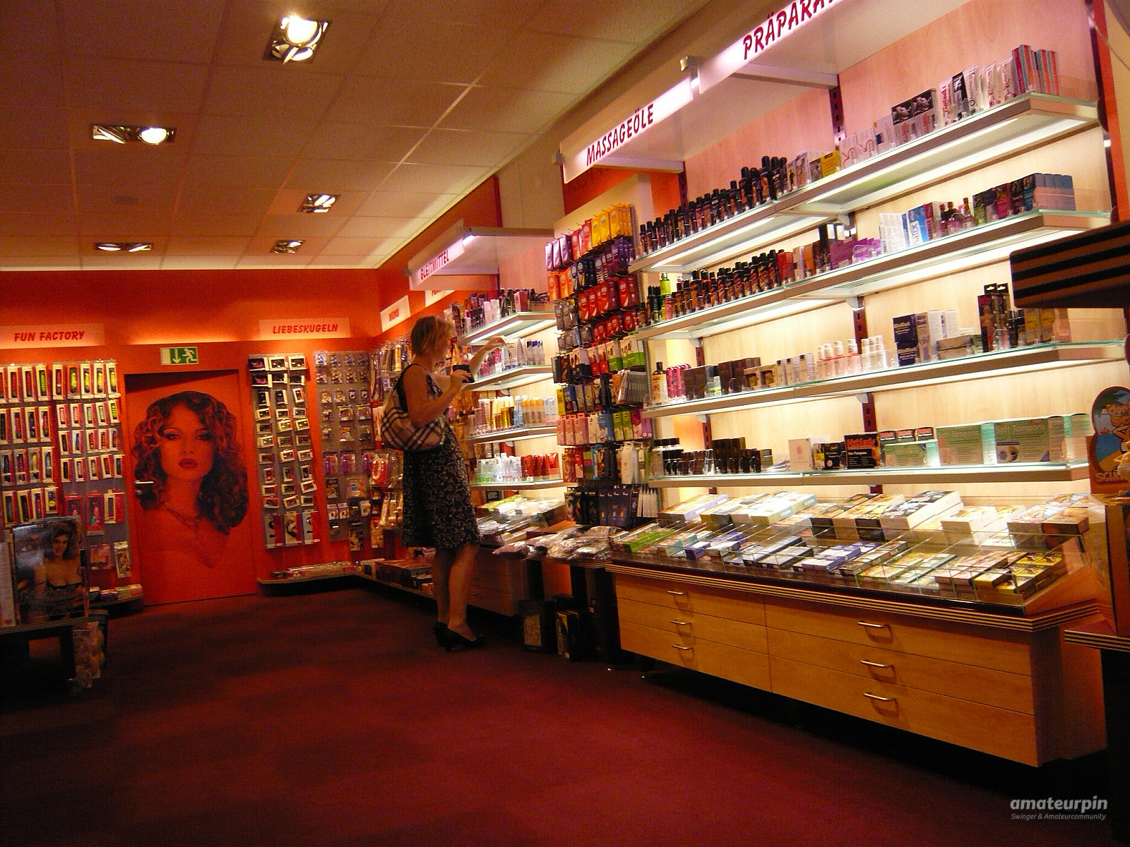 our first pics here "Shopping" gallery image