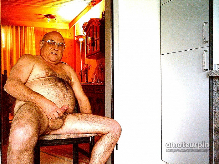 hot older male masturbate Galeriebild