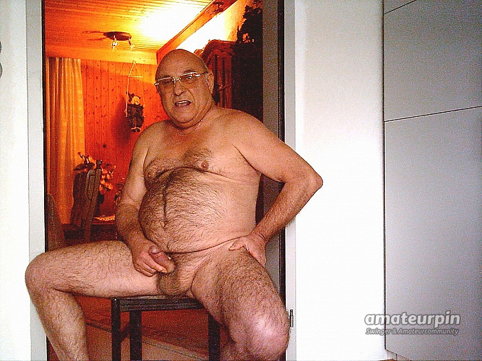 hot older male masturbate Galeriebild