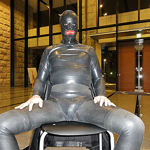 Bes of Latex Galeriebild