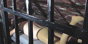 vidcap Gefangener in der Zelle 05 First Thumb Image