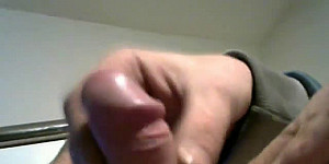 stehe auf kitzlerspiele und füsse   (inlove) :P    mit nylons oder socken oder nackt (lips) First Thumb Image