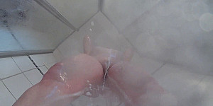 Ich nehme euch mit unter die Dusche First Thumb Image
