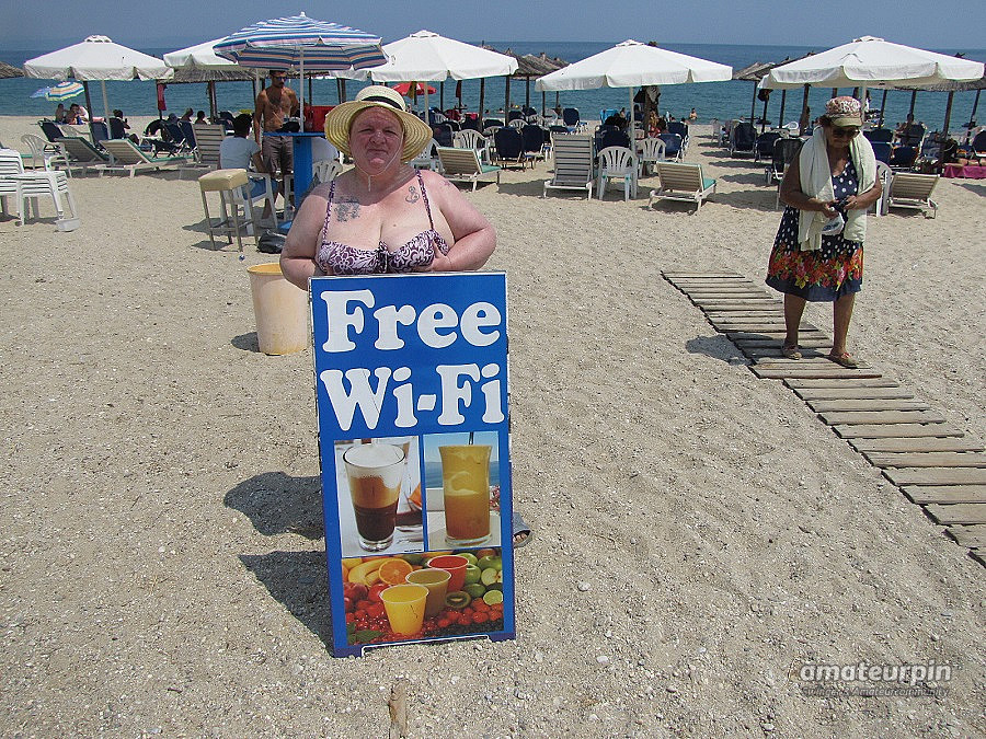 heiße Lady im Urlaub... Galeriebild