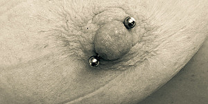Piercing Titten First Thumb Image