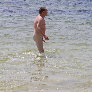 skinny dipping gulf of mexico Galeriebild