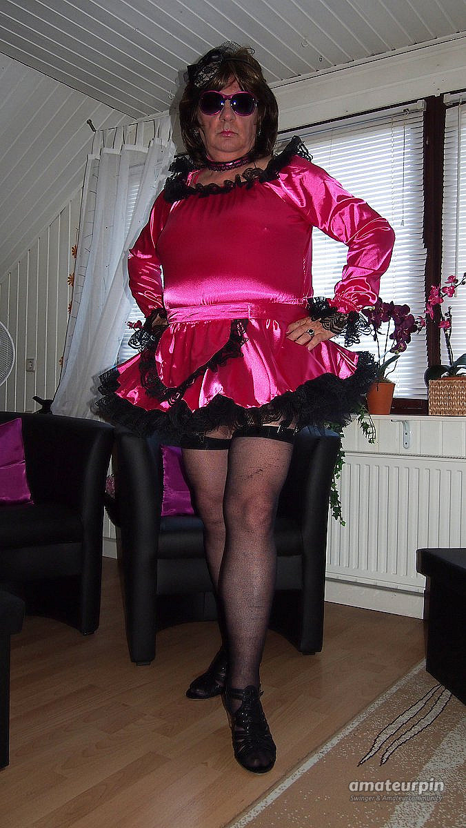 Sissy-Kleidchen 1 Galeriebild