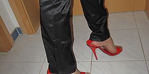 new heels² First Thumb Image