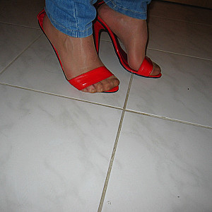 new heels² Galerie