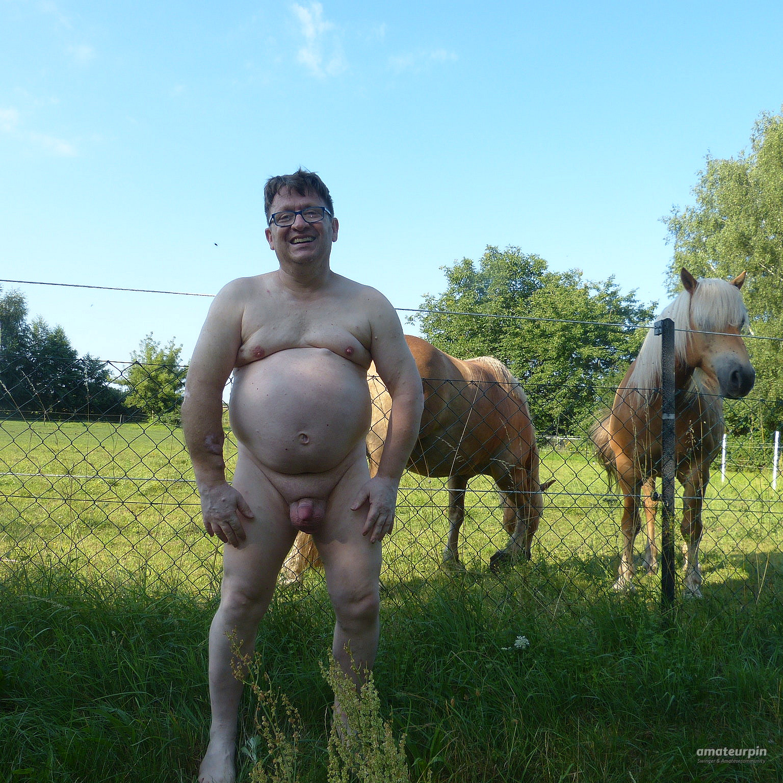 nude on the farm gallery image