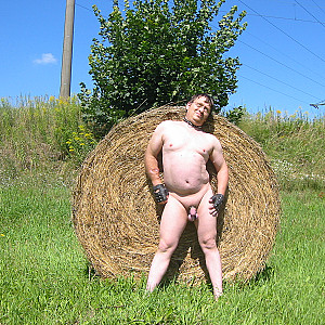 me nude in the fields gallery image