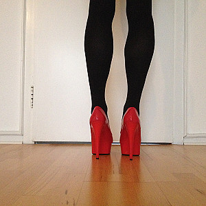 Das erste Bild von Puppendoktor's Galerie - High Heels - rosa / rot