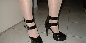 First Image Of zzr1200's Gallery - High Heels