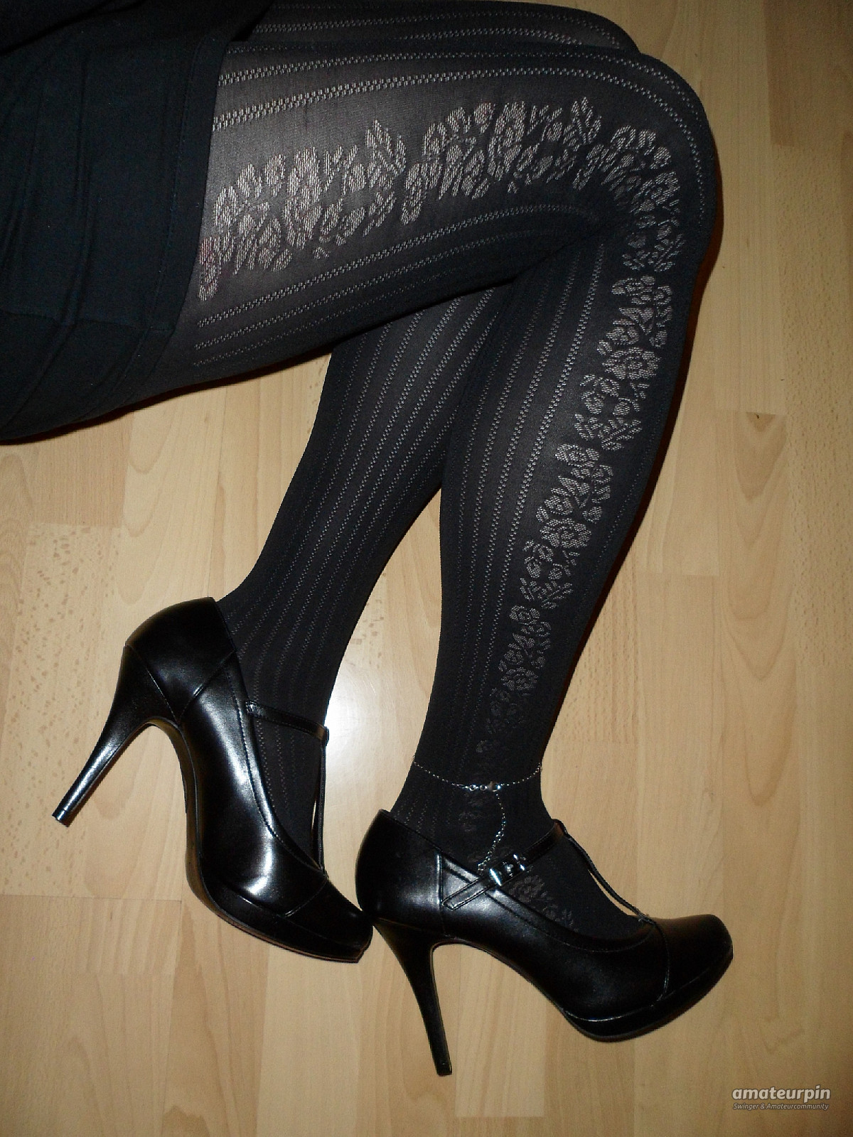 new nylons and heels gallery image