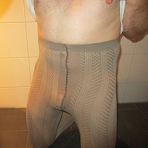 in nylons Galerie