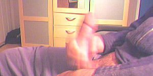 Prügel zeigen First Thumb Bild