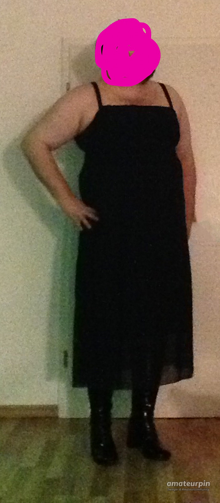 Neues Kleid und neue Unterwäsche <3 Galeriebild