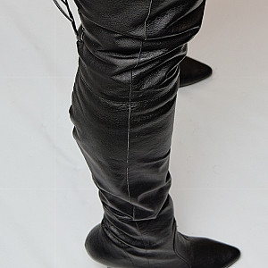 Schwarze Leder Overknee Stiefel 1 Galeriebild