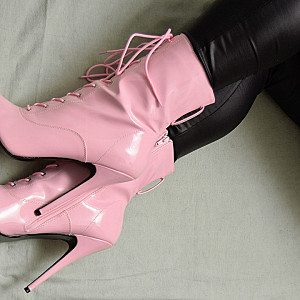 pinke stiefeletten Galeriebild