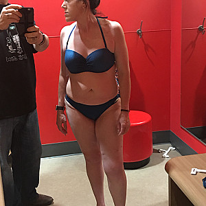 Sarahs summer bikinis Galerie