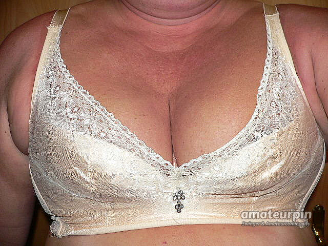 New bra gallery image