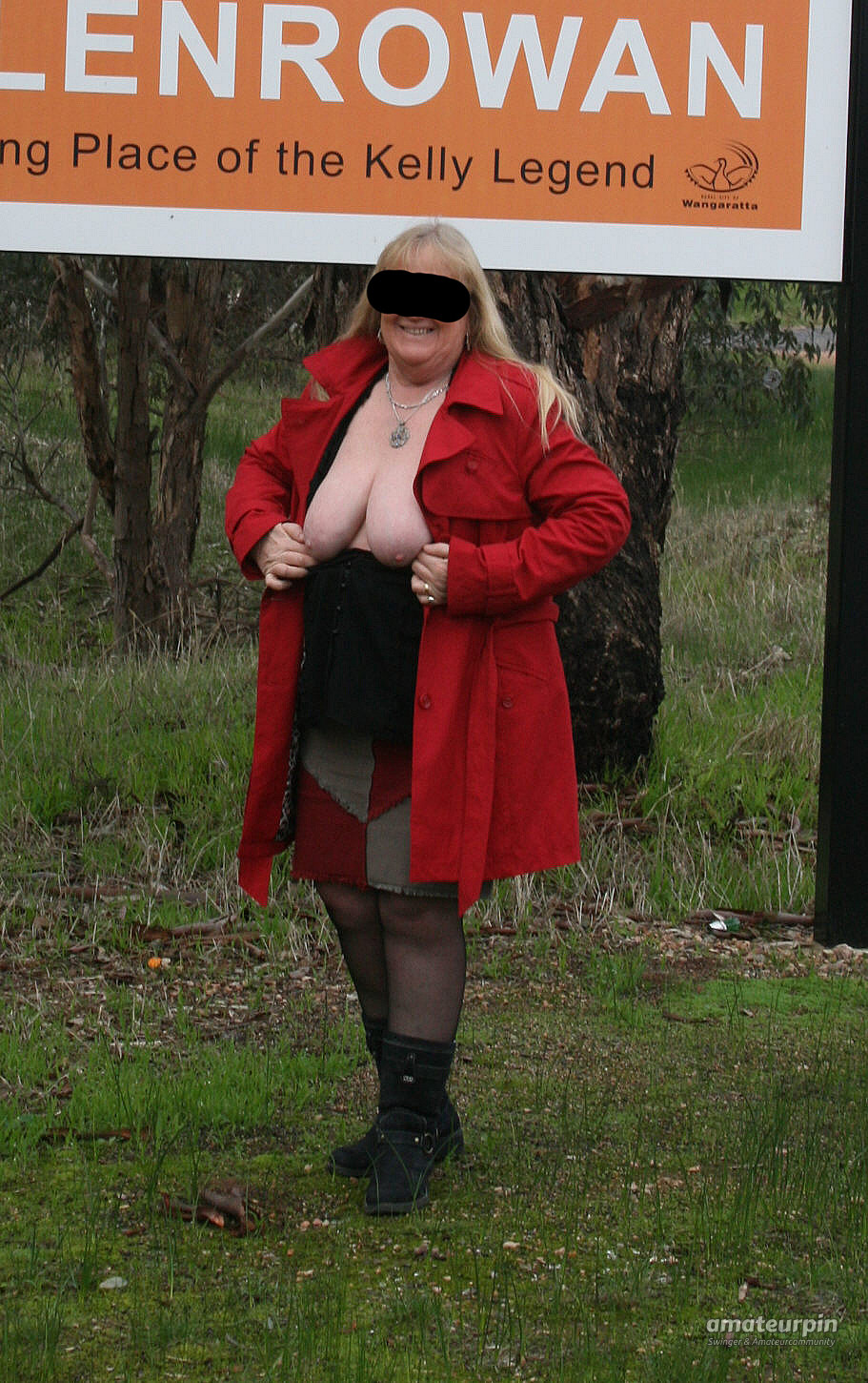 some pics at glenrowan sign gallery image