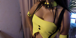 Yellow bunny girl...want to have a camsession First Thumb Image