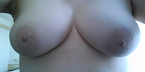 Meine Brüste First Thumb Image