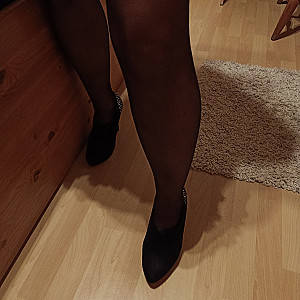 Halterlose Nylons Galeriebild