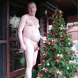 Das erste Bild von nylonjunge's Galerie - Nacktes Weihnachten 2017