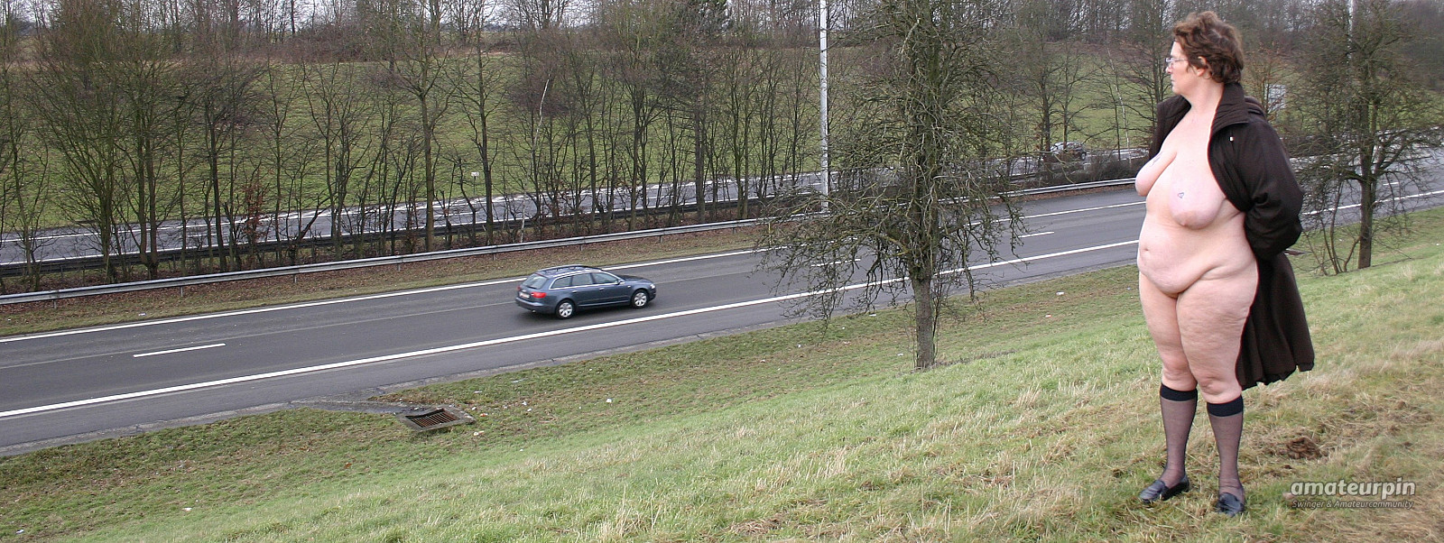 Le long d'une autoroute Galeriebild